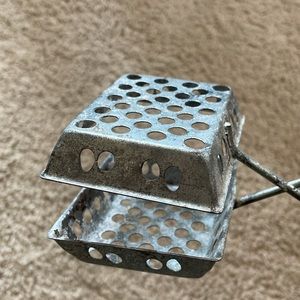 Vintage Soap Saver Basket